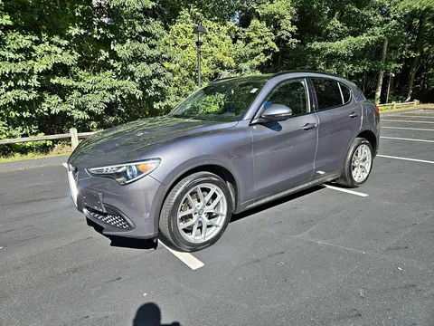 2018 Alfa Romeo Stelvio Stelvio