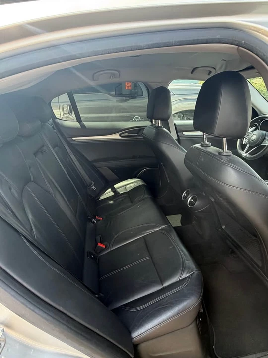 2018 Alfa Romeo Stelvio - Image 7 of 8
