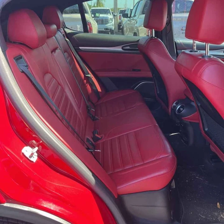 2018 Alfa Romeo Stelvio - Image 7 of 12