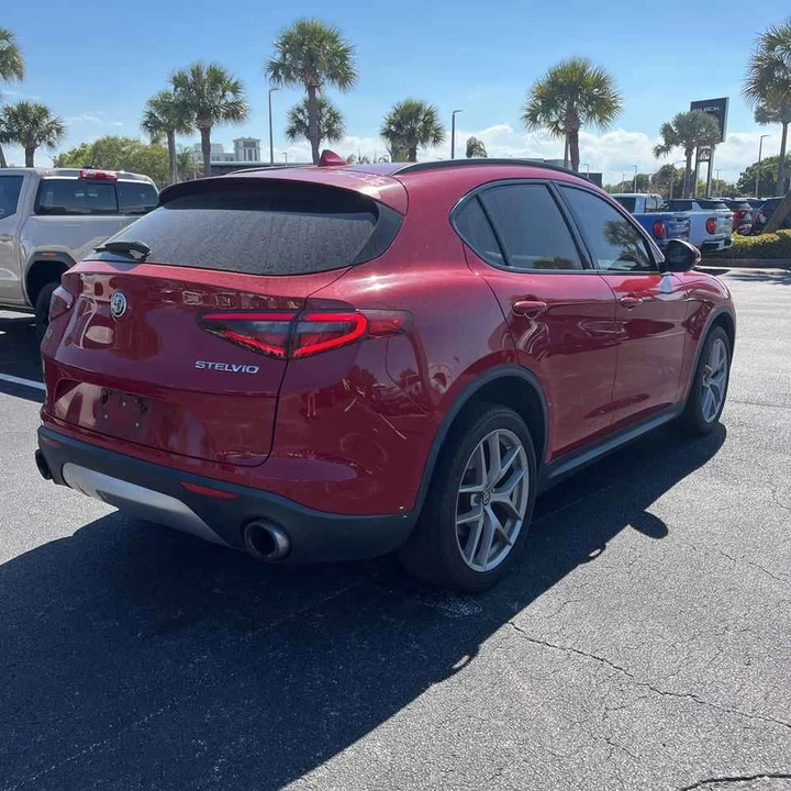 2018 Alfa Romeo Stelvio - Image 4 of 12