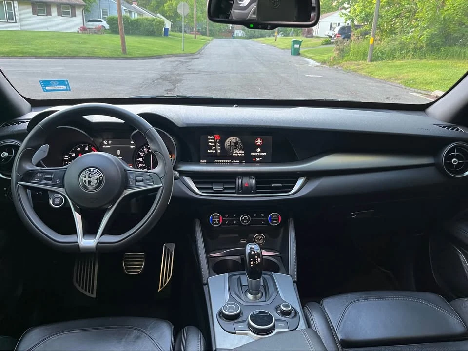 2018 Alfa Romeo Stelvio - Image 16 of 16