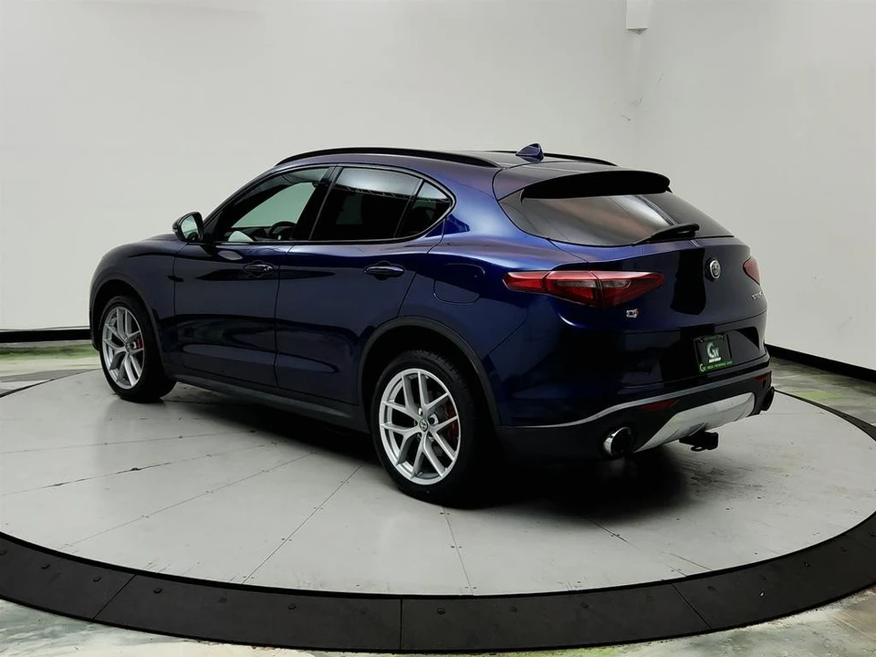 2018 Alfa Romeo Stelvio - Image 7 of 31