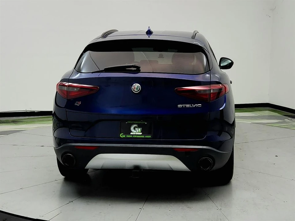 2018 Alfa Romeo Stelvio - Image 6 of 31