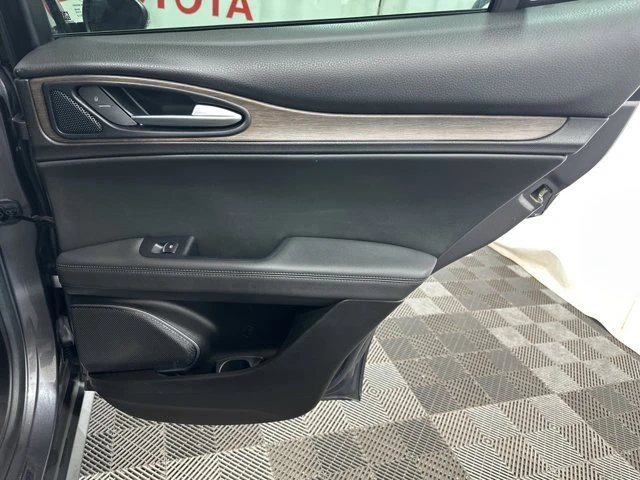 2018 Alfa Romeo Stelvio - Image 14 of 20