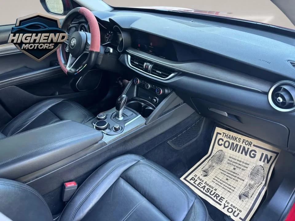 2018 Alfa Romeo Stelvio - Image 17 of 18