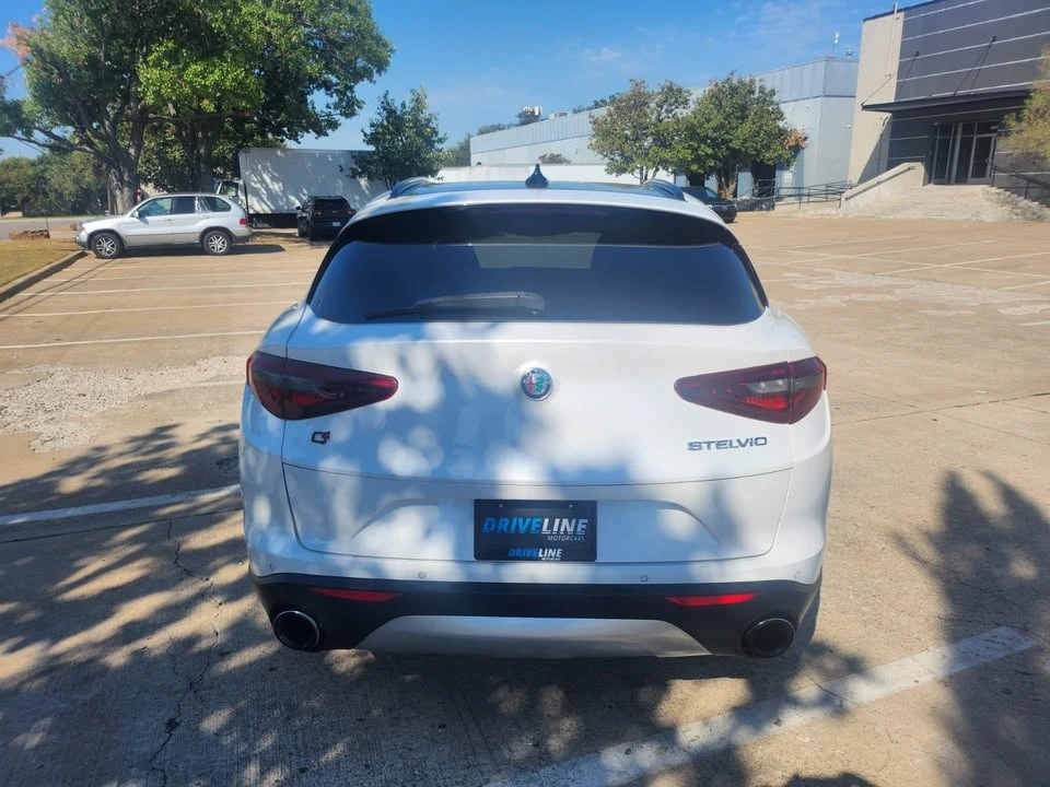 2018 Alfa Romeo Stelvio - Image 6 of 12