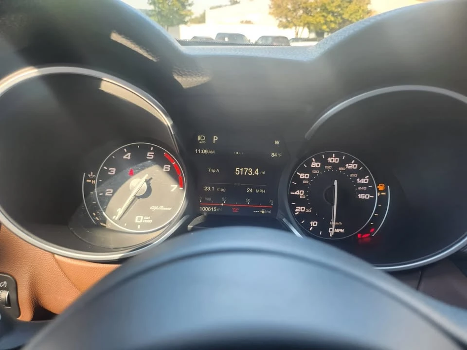 2018 Alfa Romeo Stelvio - Image 10 of 12