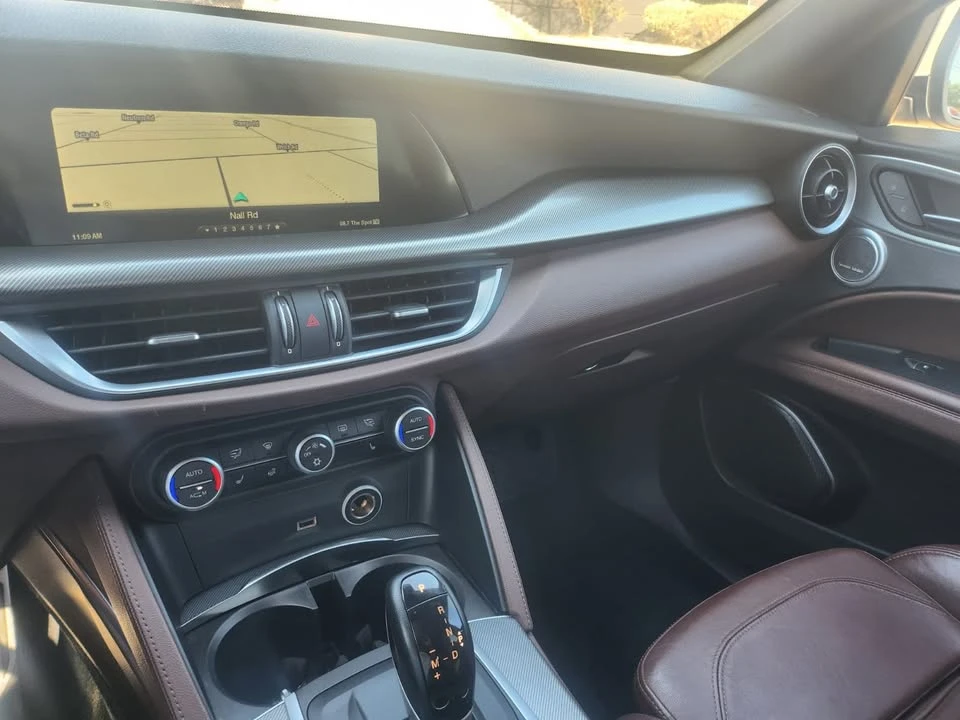 2018 Alfa Romeo Stelvio - Image 11 of 12