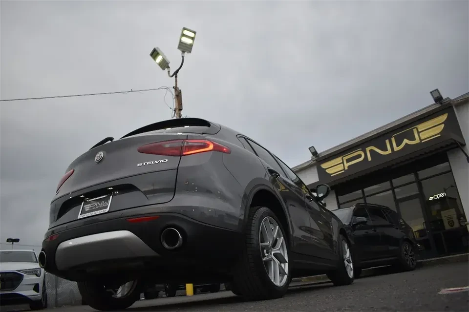 2018 Alfa Romeo Stelvio - Image 4 of 13