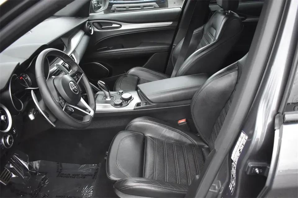 2018 Alfa Romeo Stelvio - Image 6 of 13