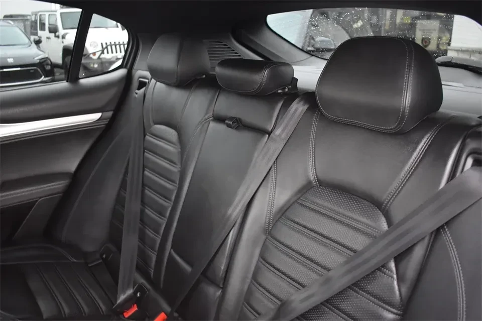 2018 Alfa Romeo Stelvio - Image 12 of 13