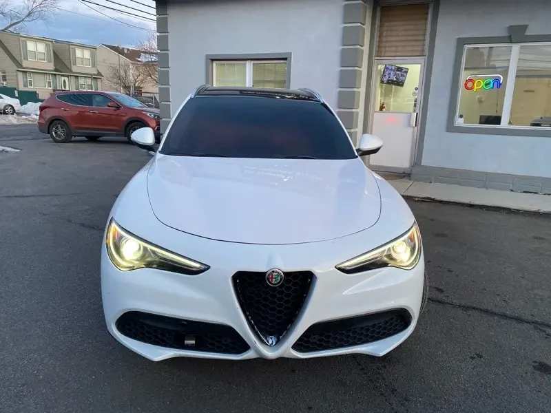 2018 Alfa Romeo Stelvio - Image 2 of 14