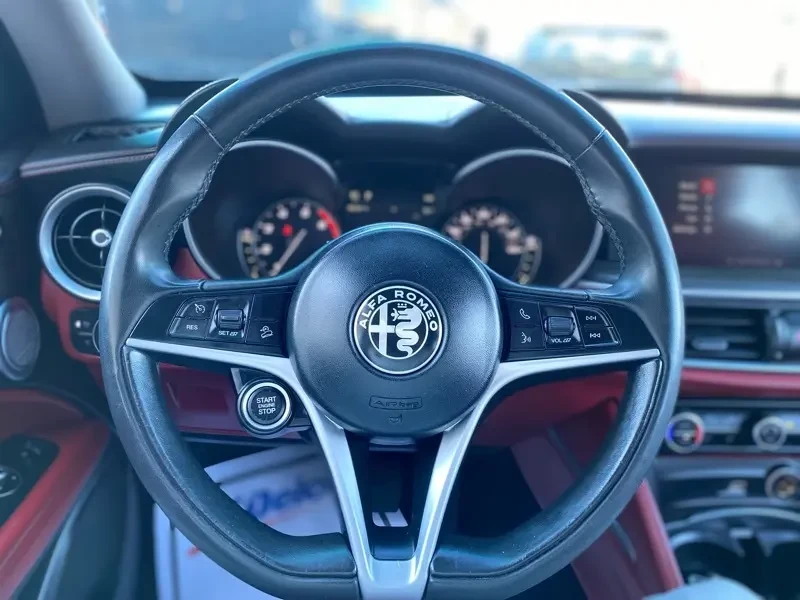 2018 Alfa Romeo Stelvio - Image 11 of 14