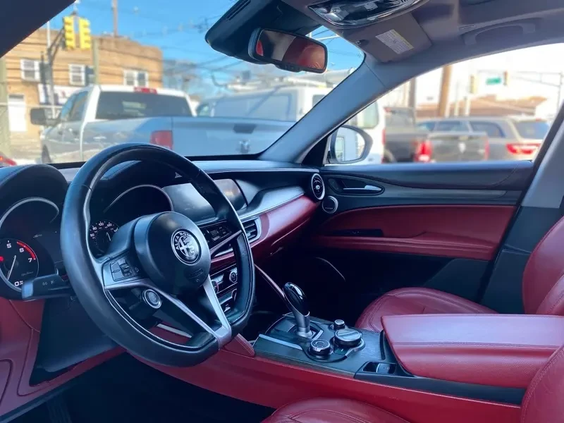 2018 Alfa Romeo Stelvio - Image 6 of 14