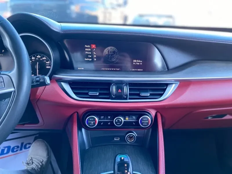 2018 Alfa Romeo Stelvio - Image 13 of 14