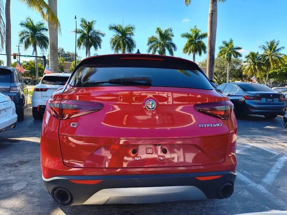 2018 Alfa Romeo Stelvio - Image 5 of 20
