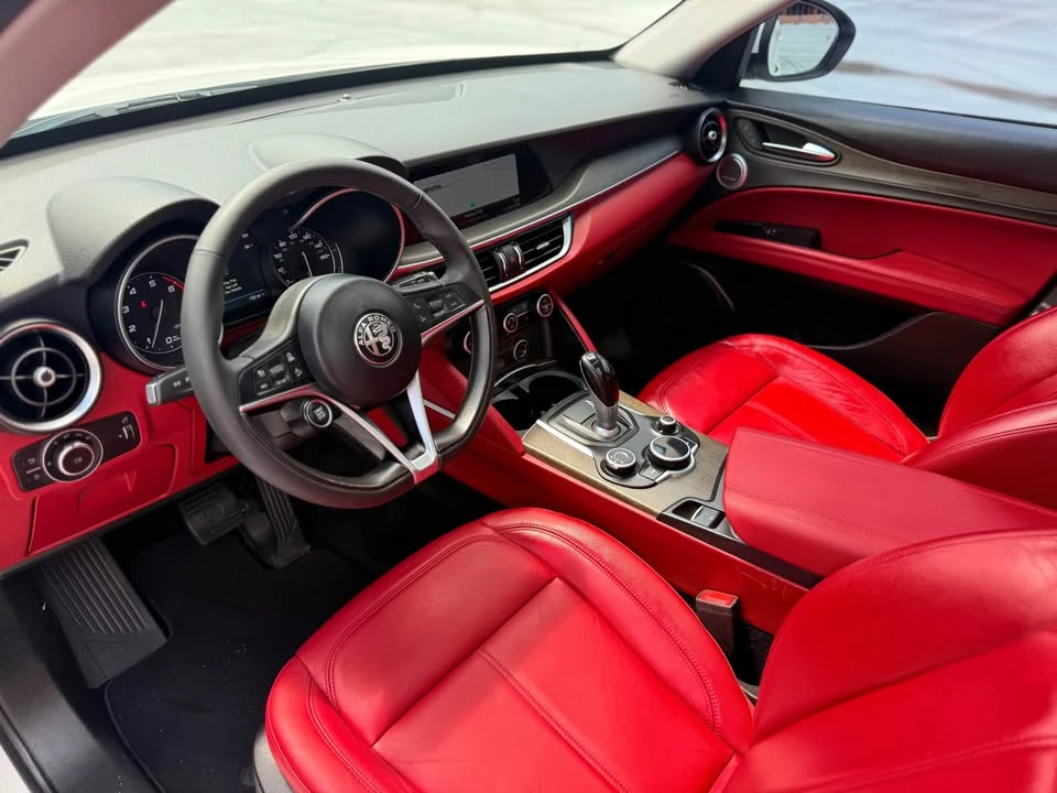 2018 Alfa Romeo Stelvio - Image 12 of 16