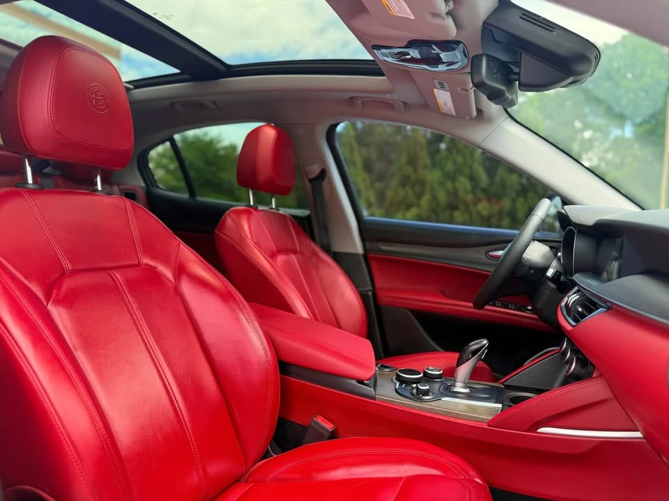 2018 Alfa Romeo Stelvio - Image 11 of 16