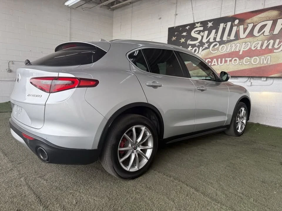 2018 Alfa Romeo Stelvio - Image 11 of 19