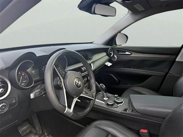 2018 Alfa Romeo Stelvio - Image 14 of 20