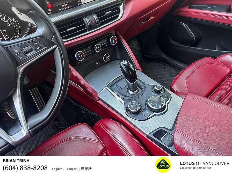 2018 Alfa Romeo Stelvio - Image 17 of 20