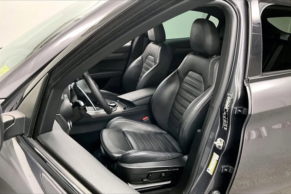 2018 Alfa Romeo Stelvio - Image 8 of 20