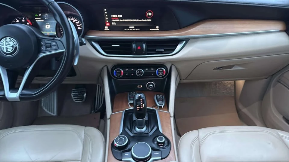 2018 Alfa Romeo Stelvio - Image 9 of 19