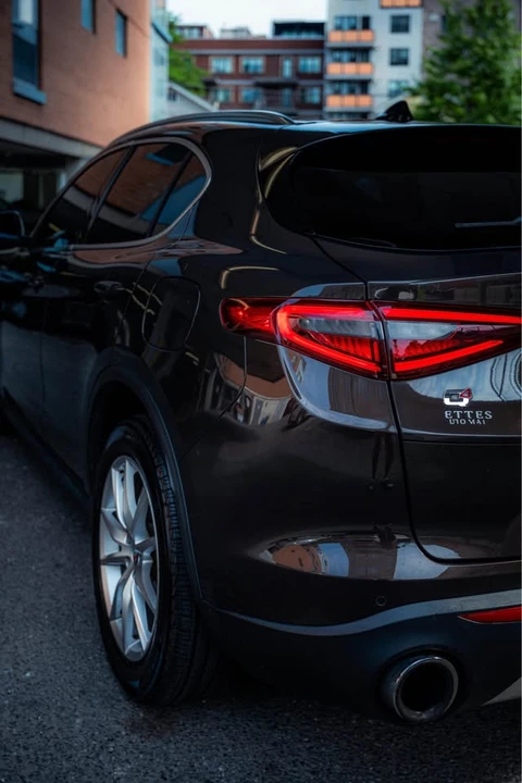 2018 Alfa Romeo Stelvio - Image 16 of 16