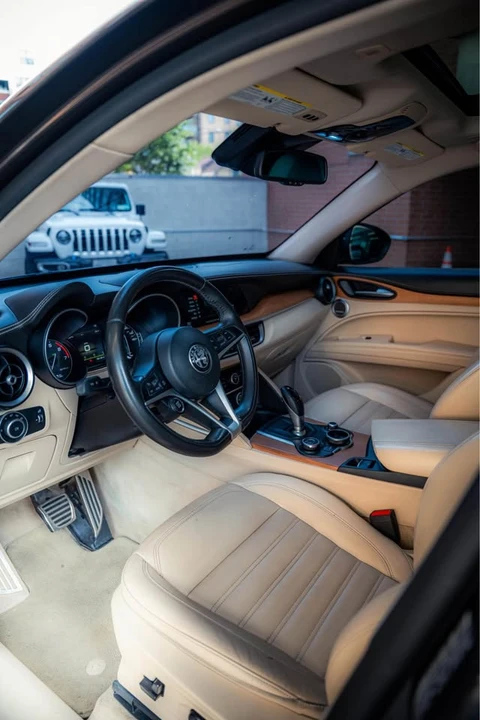 2018 Alfa Romeo Stelvio - Image 9 of 16
