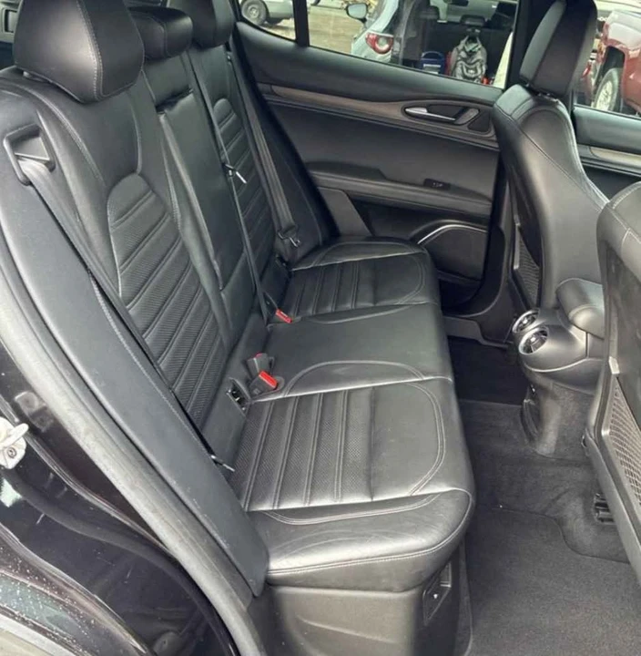 2018 Alfa Romeo Stelvio - Image 10 of 19