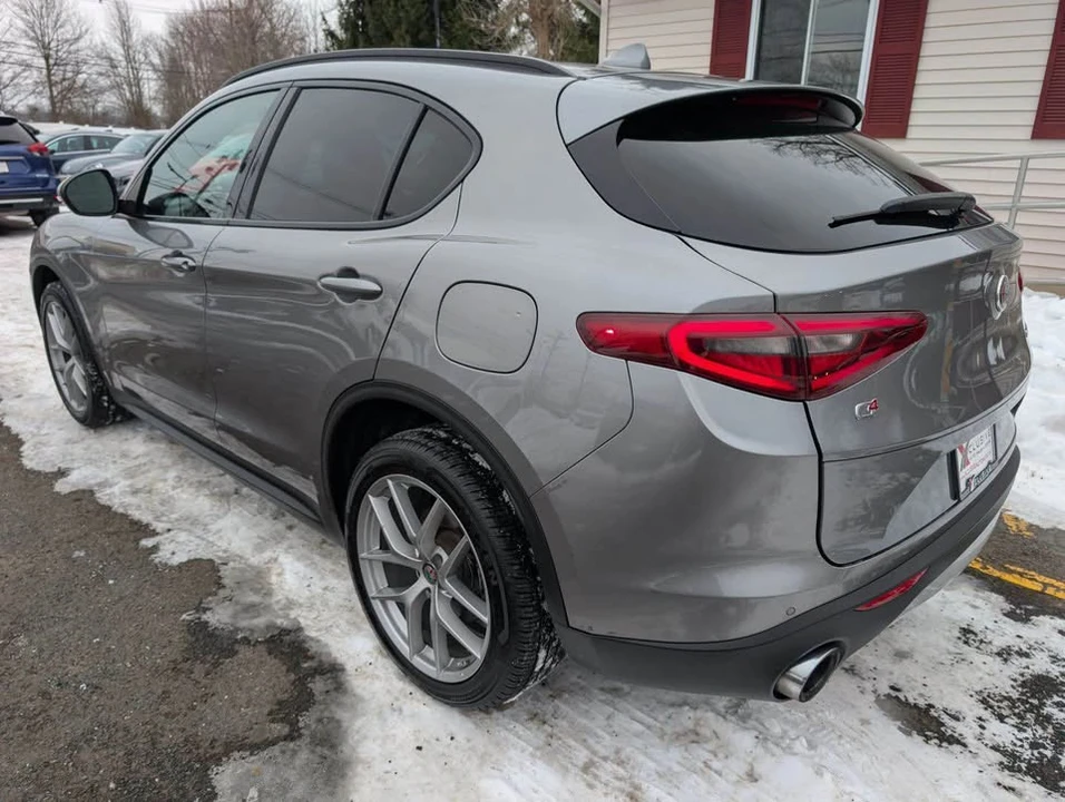 2018 Alfa Romeo Stelvio - Image 4 of 15