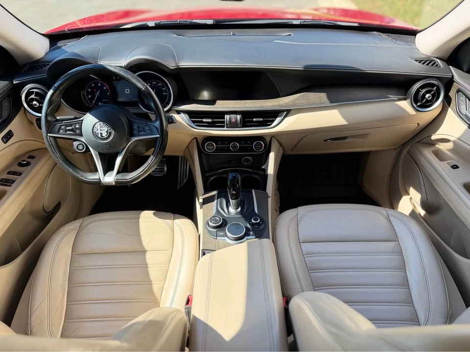 2018 Alfa Romeo Stelvio - Image 15 of 20