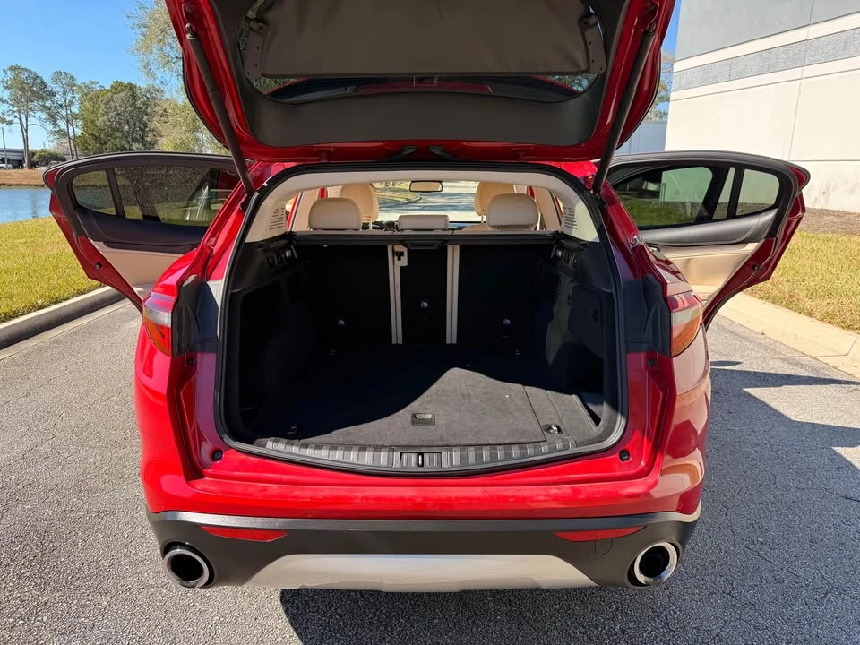 2018 Alfa Romeo Stelvio - Image 11 of 20