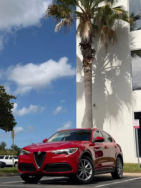 2018 Alfa Romeo Stelvio - Image 19 of 20