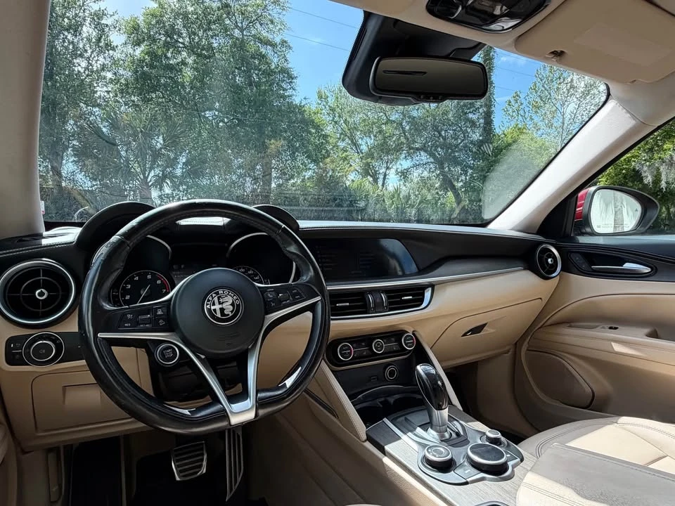 2018 Alfa Romeo Stelvio - Image 12 of 20