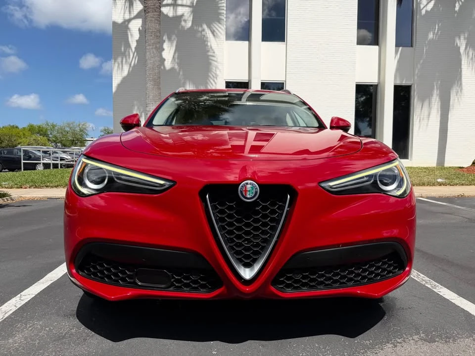 2018 Alfa Romeo Stelvio - Image 2 of 20