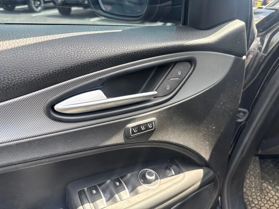 2018 Alfa Romeo Stelvio - Image 12 of 20