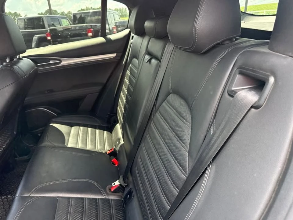 2018 Alfa Romeo Stelvio - Image 7 of 20