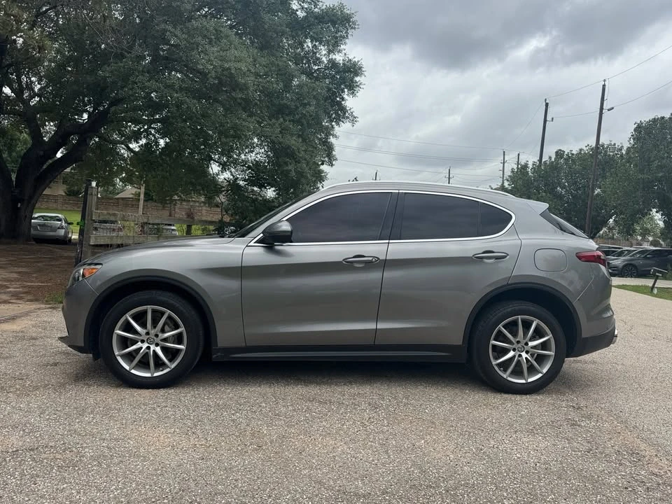 2018 Alfa Romeo Stelvio - Image 2 of 19