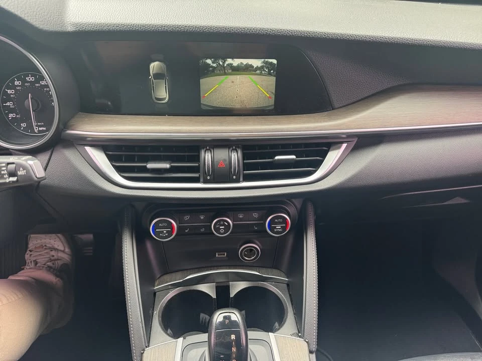 2018 Alfa Romeo Stelvio - Image 19 of 19