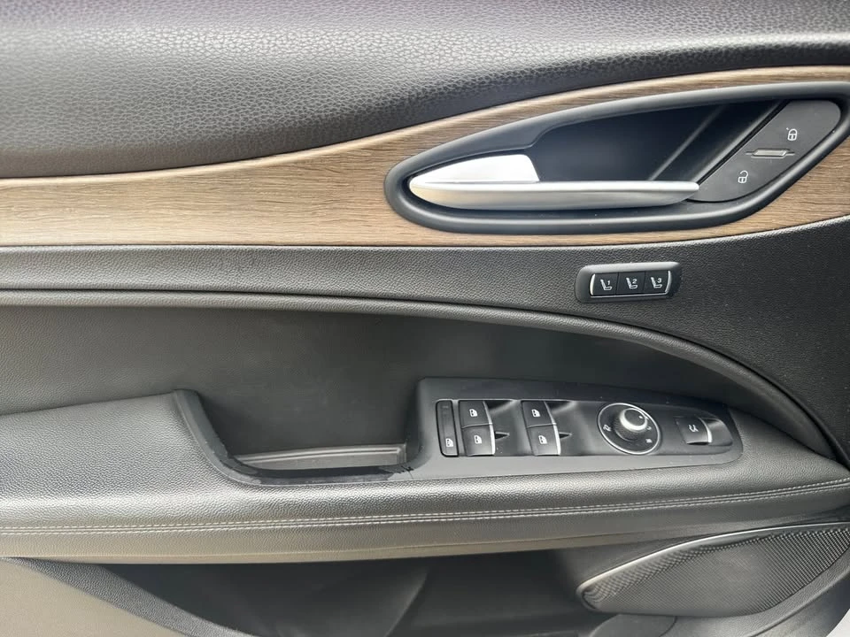 2018 Alfa Romeo Stelvio - Image 10 of 19