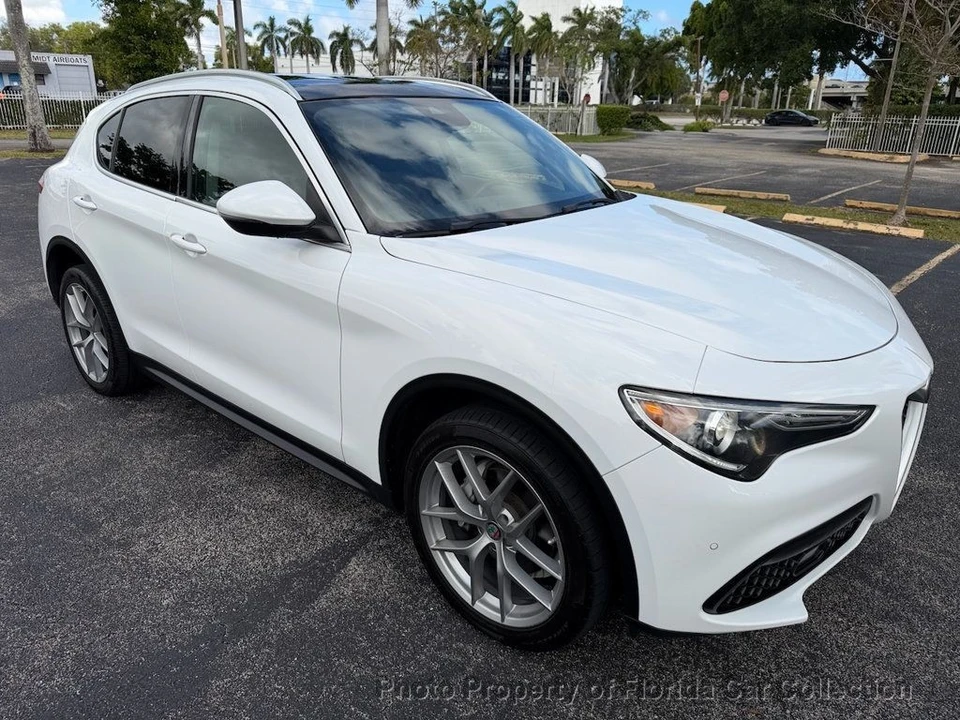 2018 Alfa Romeo Stelvio - Image 2 of 12