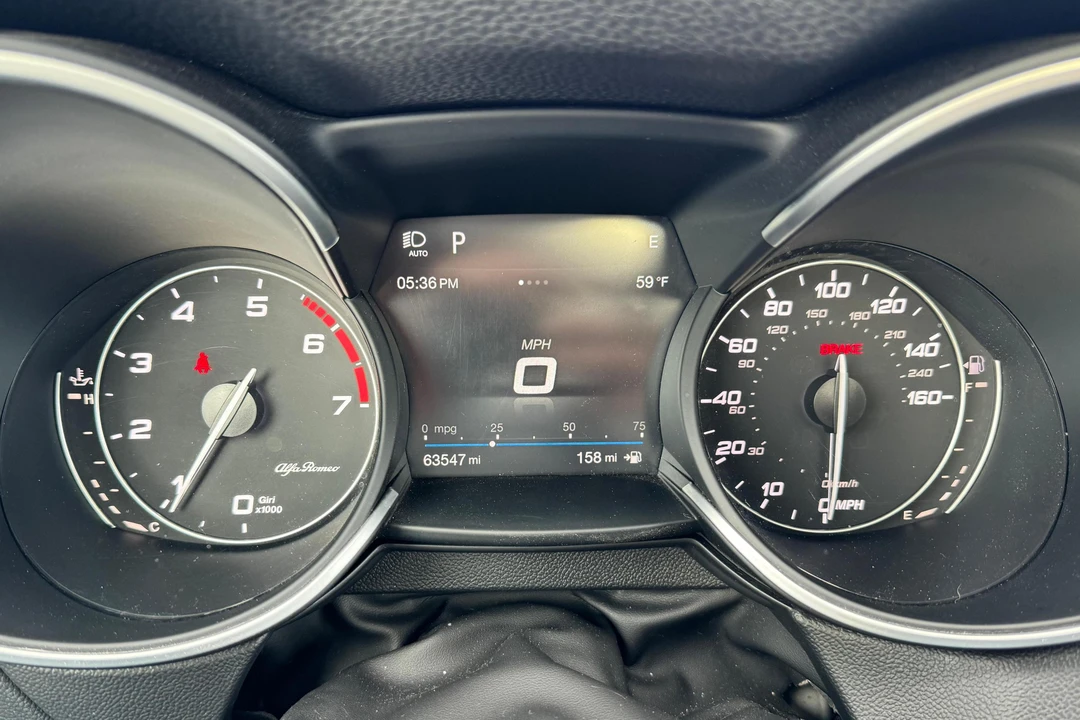 2018 Alfa Romeo Stelvio - Image 30 of 31