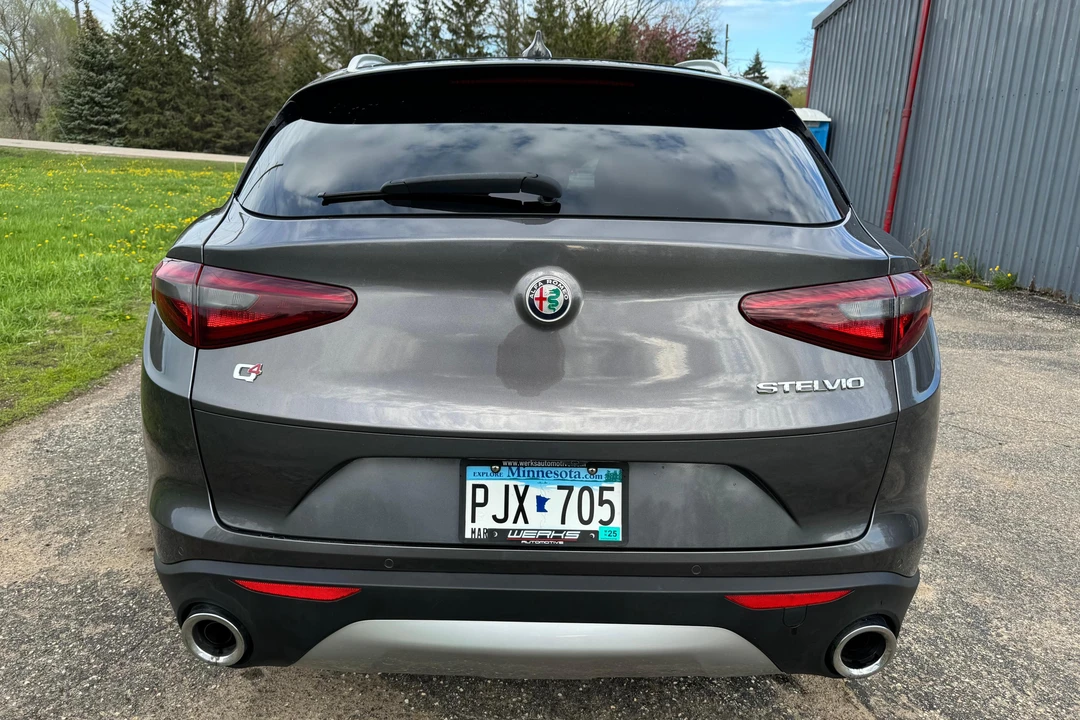 2018 Alfa Romeo Stelvio - Image 5 of 31