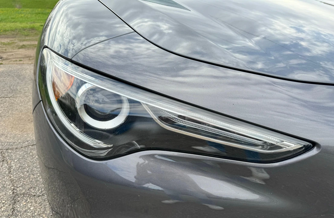 2018 Alfa Romeo Stelvio - Image 15 of 31