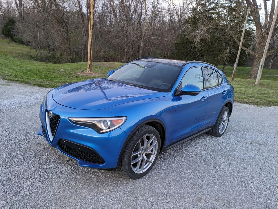 2018 Alfa Romeo Stelvio - Image 12 of 31