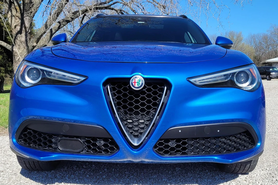 2018 Alfa Romeo Stelvio - Image 2 of 31