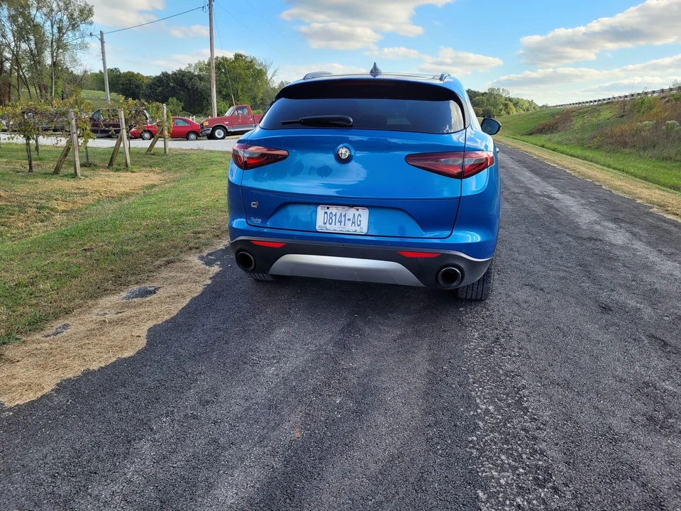 2018 Alfa Romeo Stelvio - Image 19 of 31