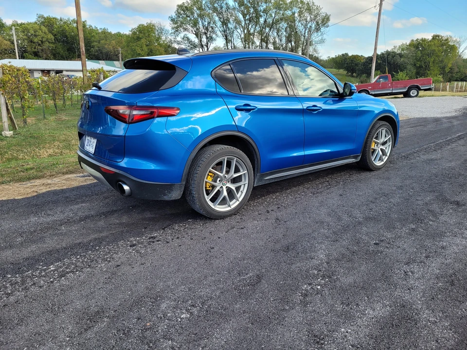 2018 Alfa Romeo Stelvio - Image 23 of 31