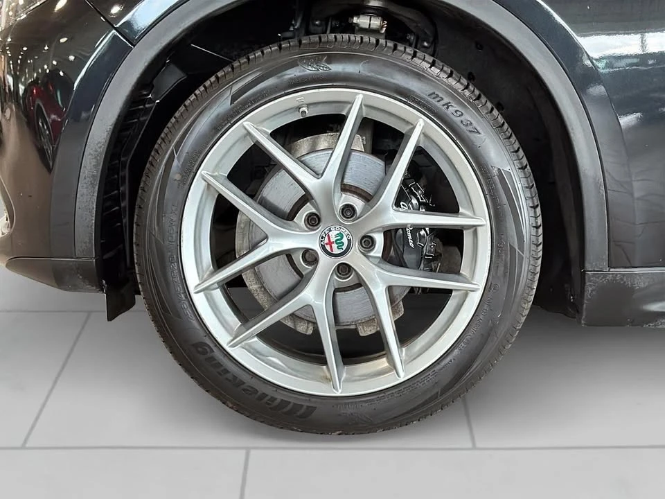 2018 Alfa Romeo Stelvio - Image 6 of 19